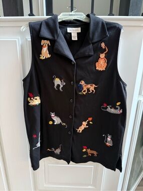 Bechamel Black Sleeveless Button-Front Vest with Embroidered Cats & Dogs